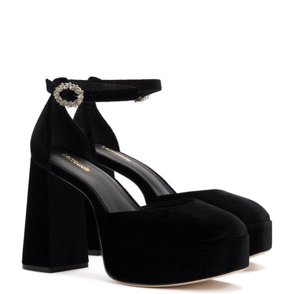 Ari Pump In Black Velvet