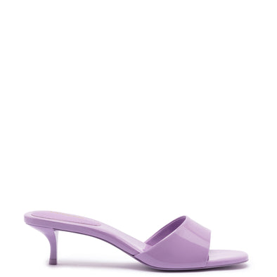 Greta Mule In Lilac Patent Leather