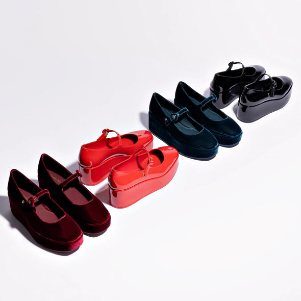 Blair Flatform In Deepsea Velvet